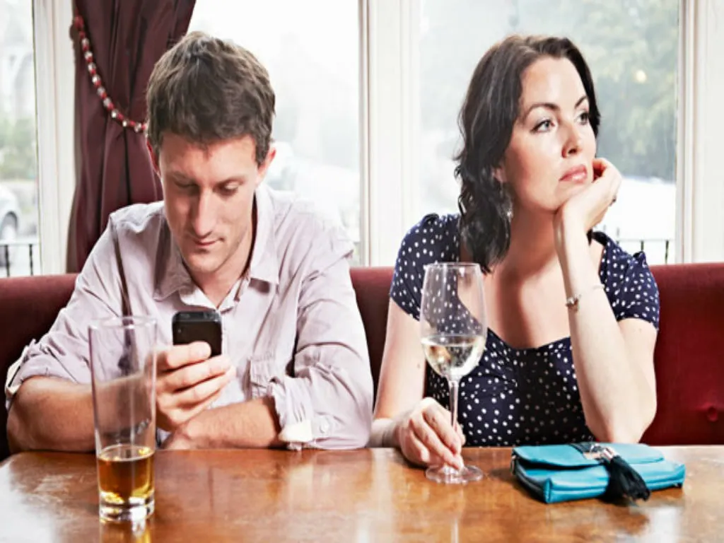 Cringeworthy Things That Happen on Every 1st Date