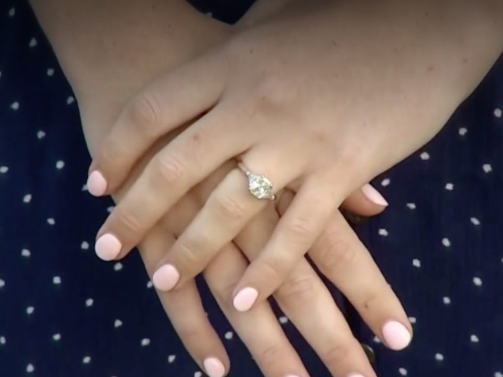 Why Did This Woman Swallow Her Engagement Ring Obsev 6084