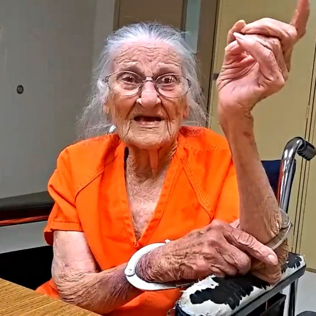 93 Year Old Woman Dragged Out Of Seniors Home By Police For Failing To Pay Rent Obsev 9970