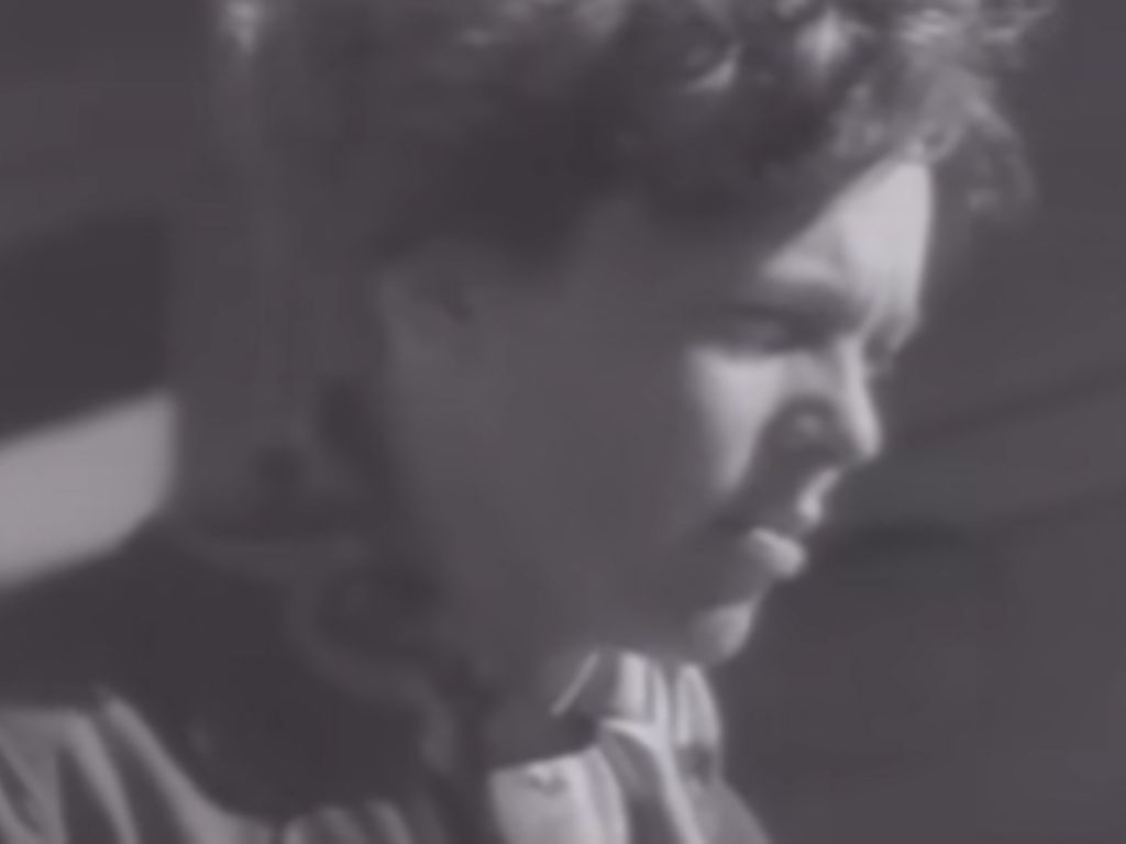 Old Amelia Earhart video footage