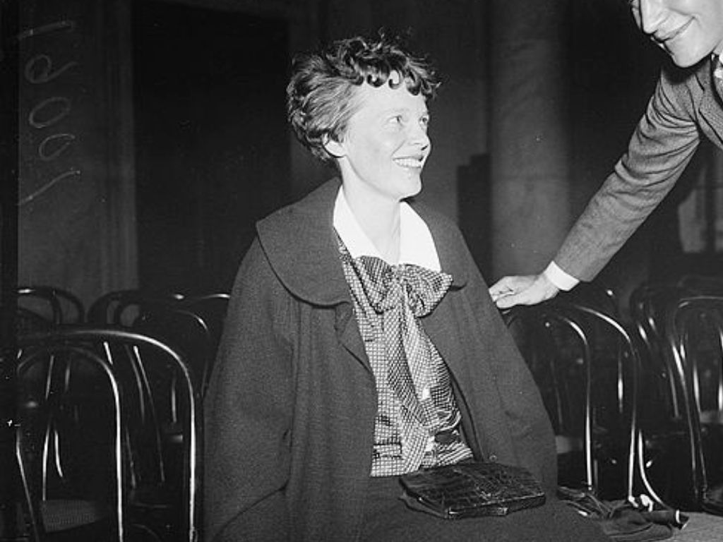 Amelia Earhart worked as a Voluntary Aid Detachment nurse at Spadina Military Convalescent Hospital in Toronto