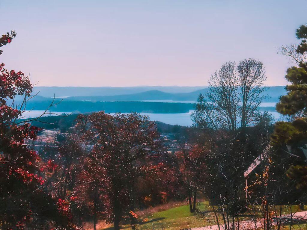 Branson, Missouri, is a vibrant tourist destination with colorful foliage 