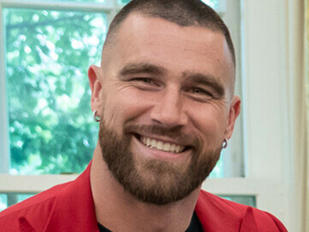 Travis Kelce visiting the White House