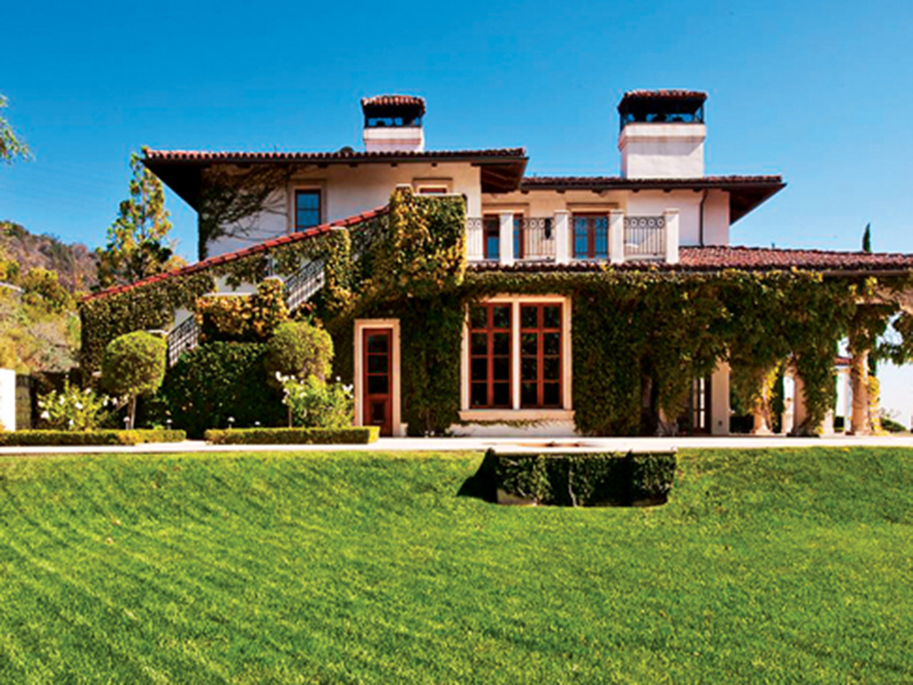 Heidi Klum's Italian villa-style home in California