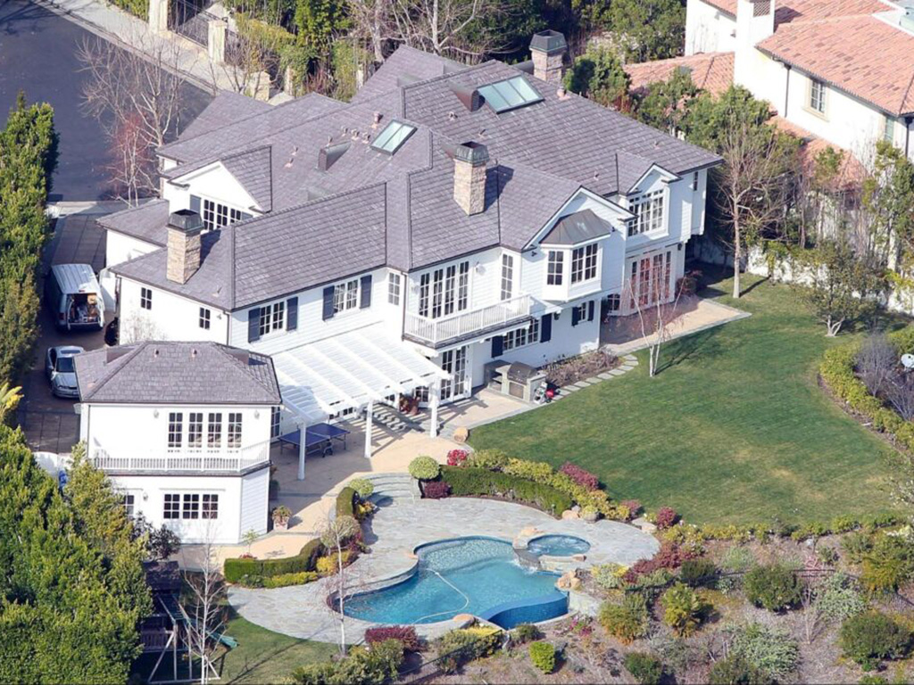 Matt Damon's mansion as seen from above. 