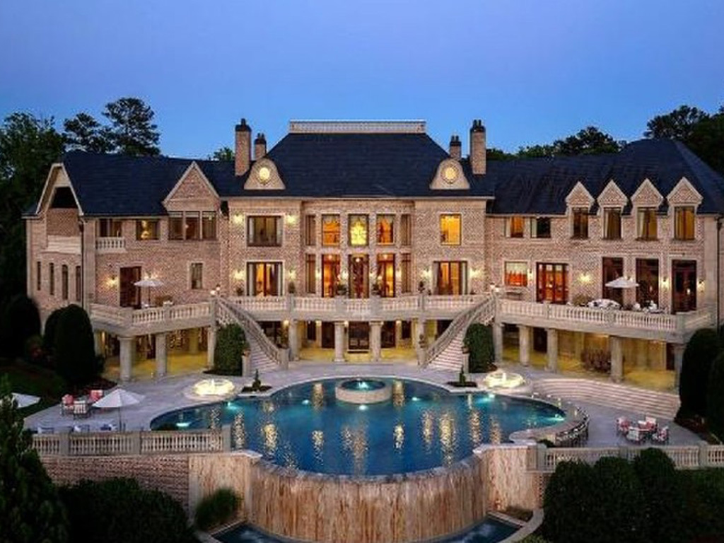 Steve Harvey's 35,000 square foot French-inspired mansion