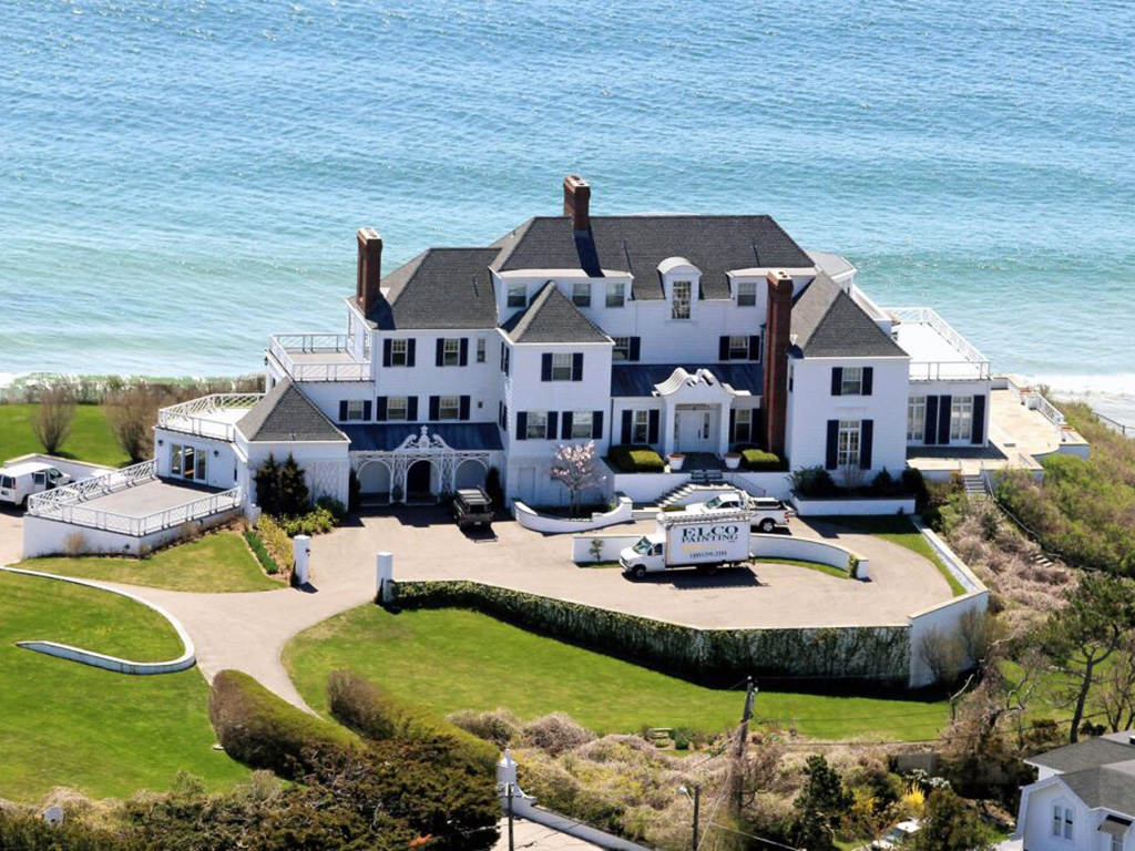 Taylor Swift's oceanside estate