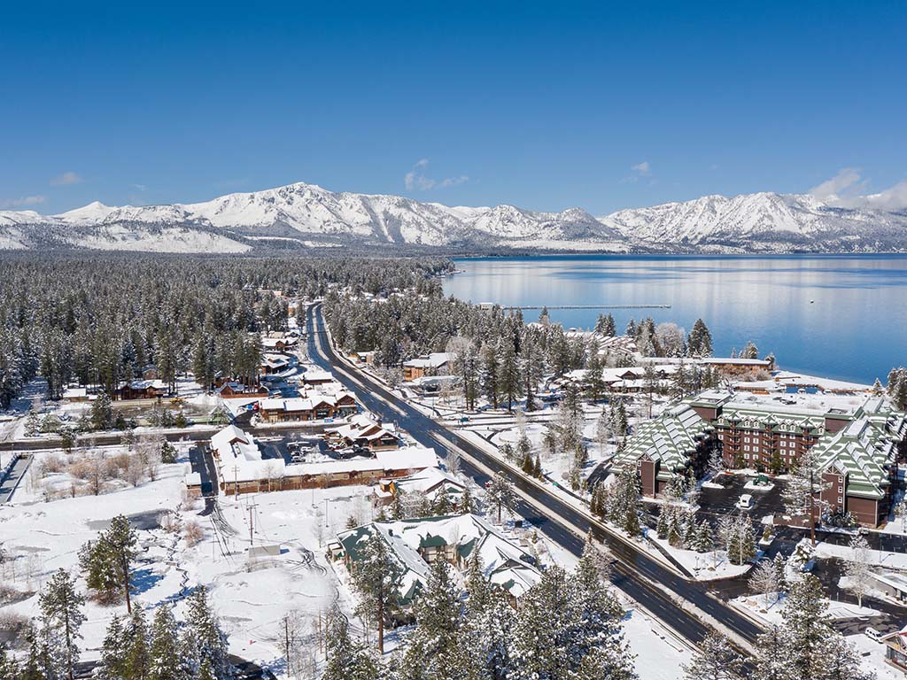 South Lake Tahoe - Rare Empty Streets / Roads during April 2020 Coronavirus / COVID-19 Quarantine
