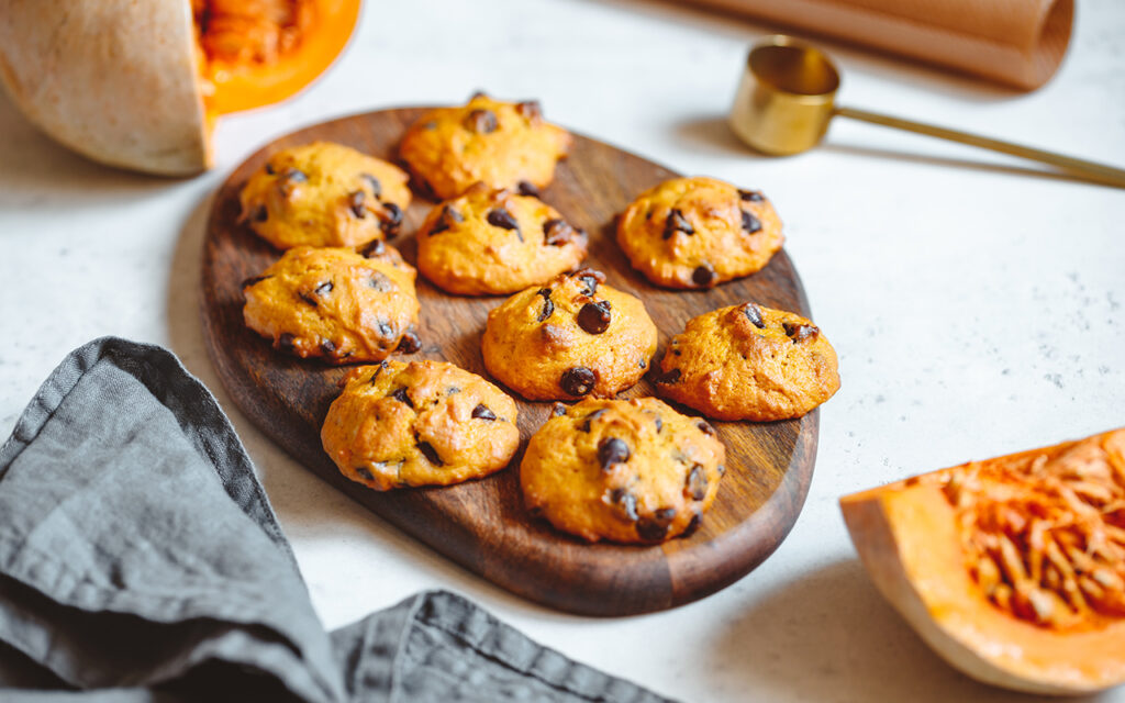 Pumpkin Chocolate Chip Cookies