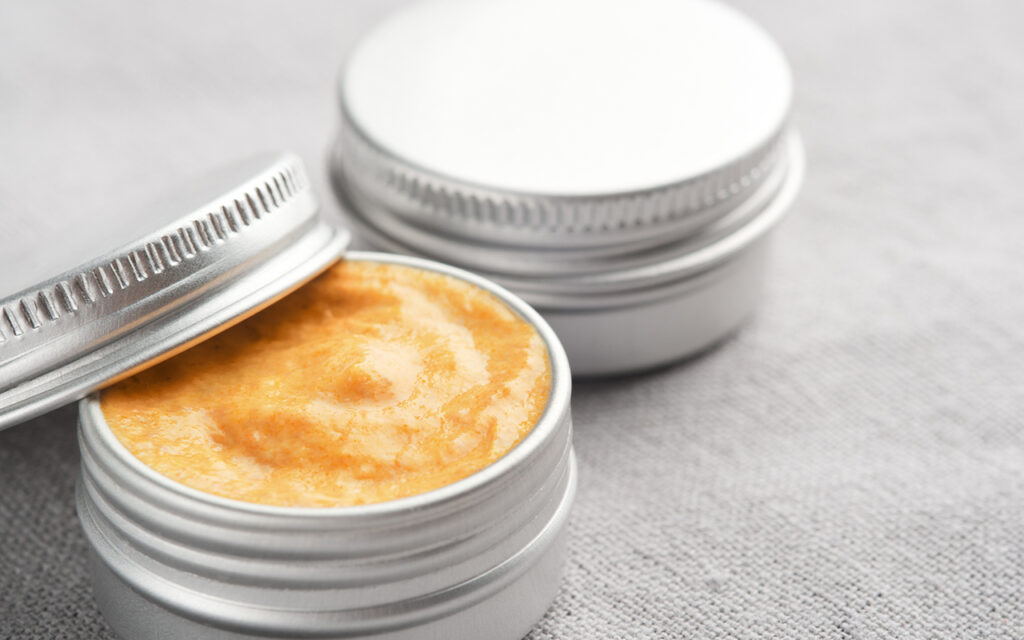 Lip scrub