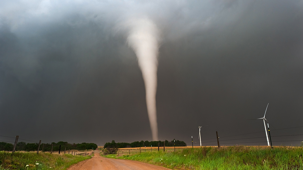 Active tornado