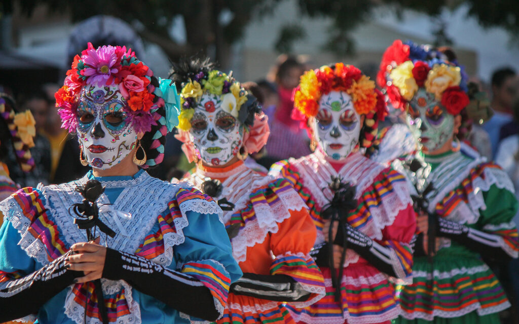 Día de los Muertos ceremony 